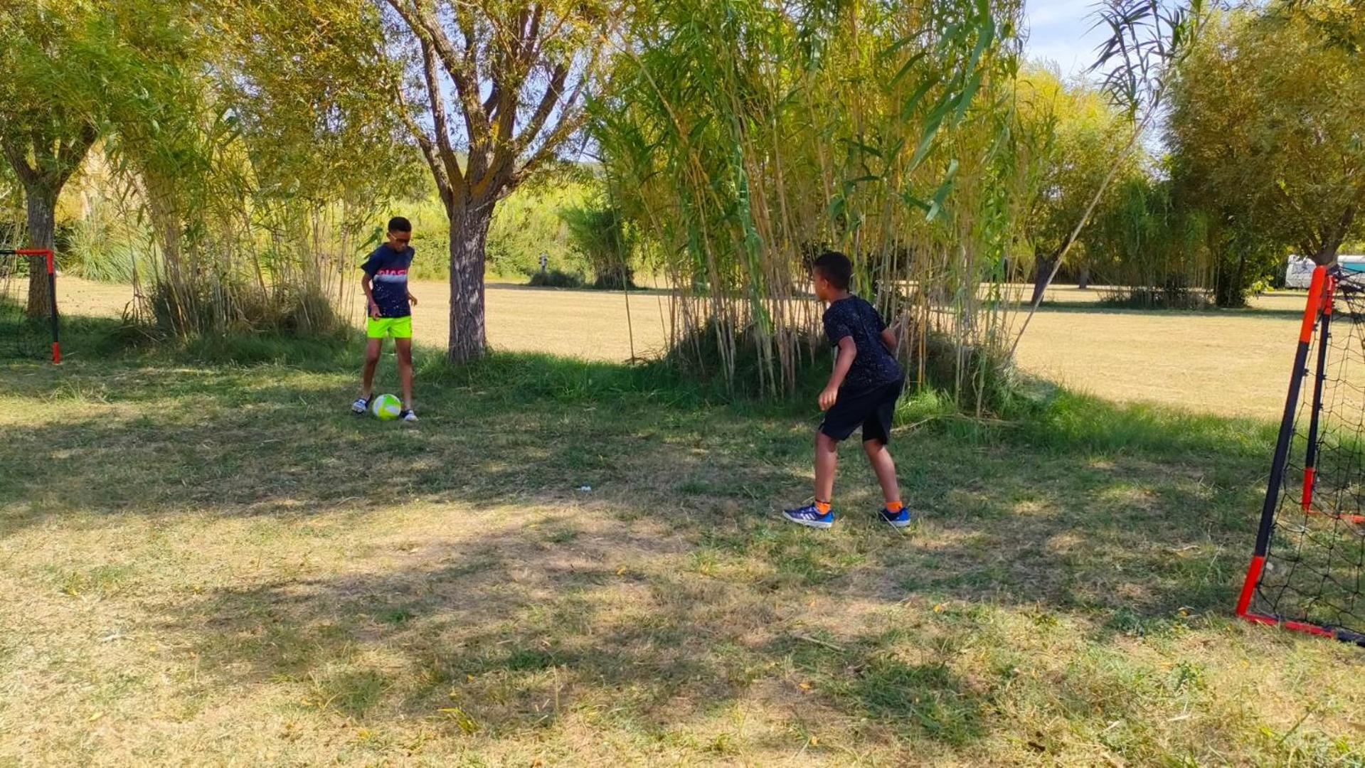 Camping Tikayan Felix De La Bastide Saint-Mitre-les-Remparts Dış mekan fotoğraf