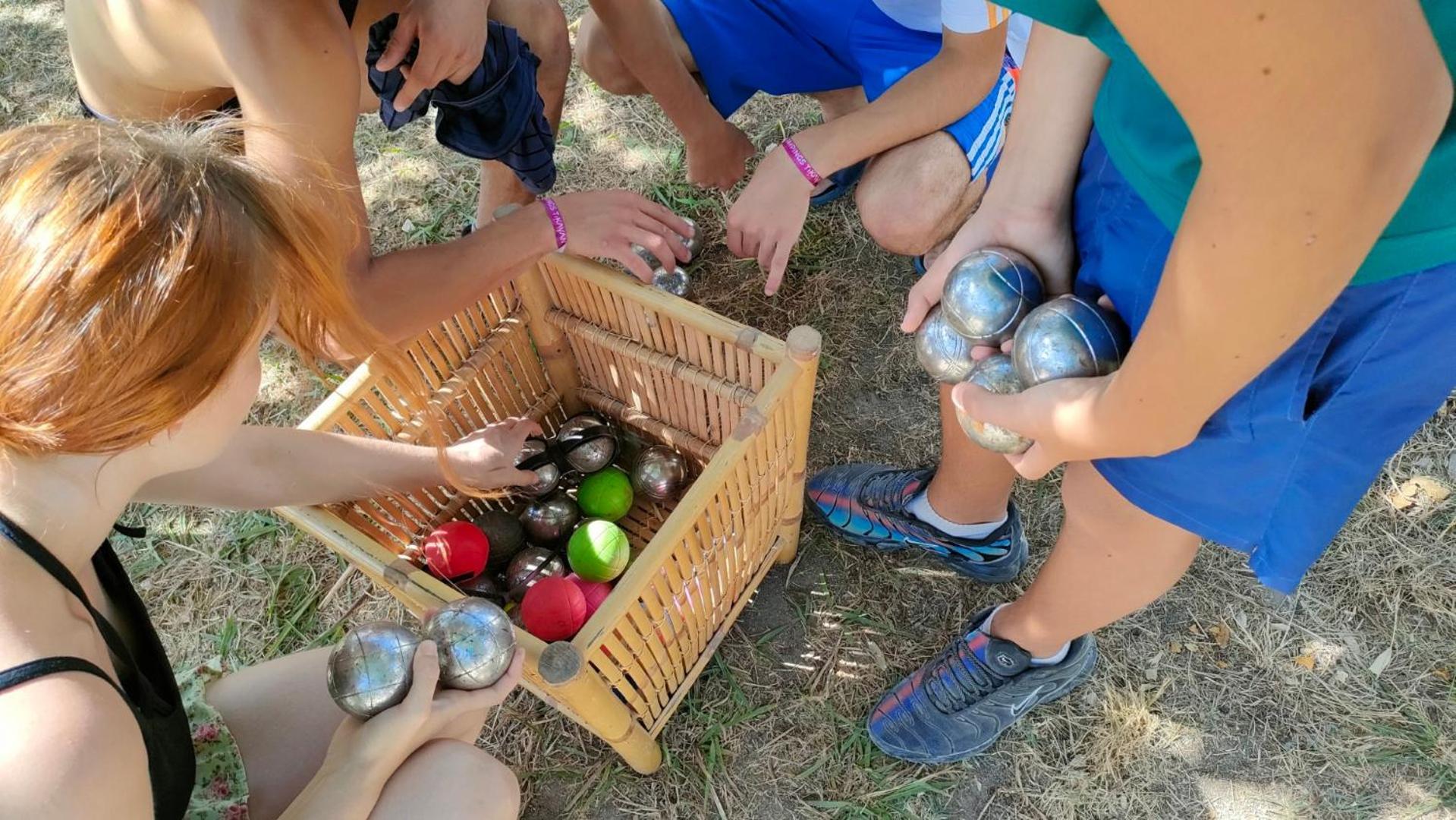 Camping Tikayan Felix De La Bastide Saint-Mitre-les-Remparts Dış mekan fotoğraf